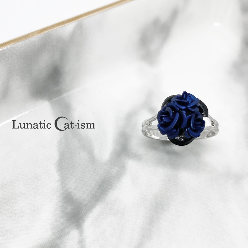 【ルナティックキャットイズム】青薔薇のブーケリング フリーサイズ 指輪 ゴシック ハンドメイドリングitem_image_1